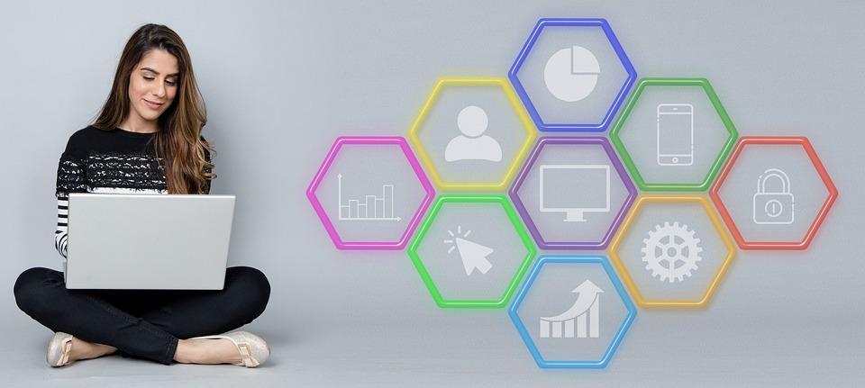 Online Marketing การตลาดออนไลน์ ที่ไม่มีเอาท์ในยุคดิจิทัล